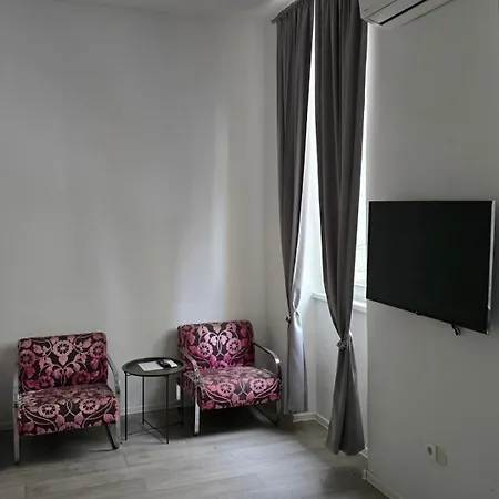 Quiet Apartment,private Free Parking Sarajewo